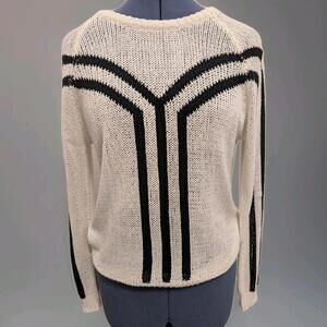 Townsen Women's White & Black Acrylic Round Neck Long Sleeve knit Sweater Size S